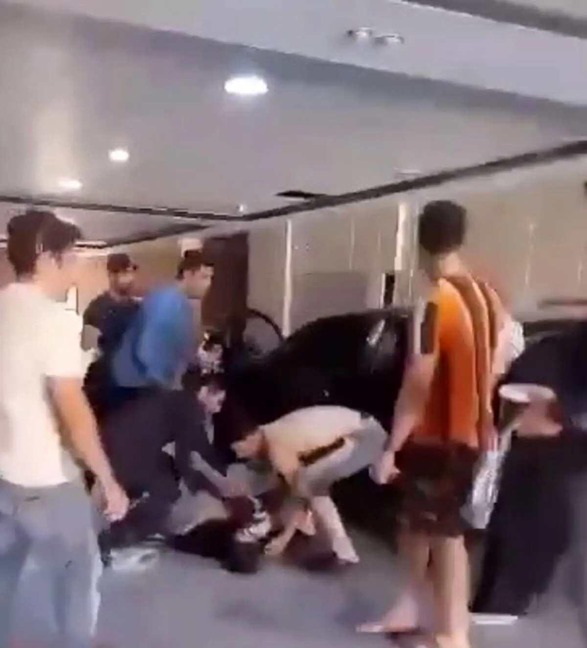 مجید عبدالباقی، برادر مالک متروپل، در اثر تیراندازی افراد ناشناس کشته شد+ فیلم