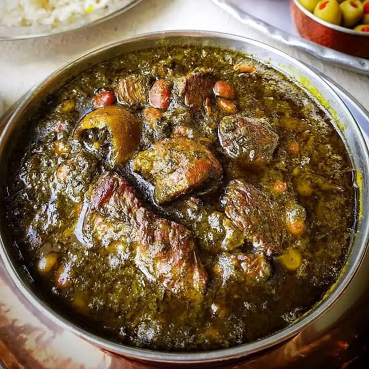طرز پخت خورش قورمه سبزی با طعمی بی نظیر
