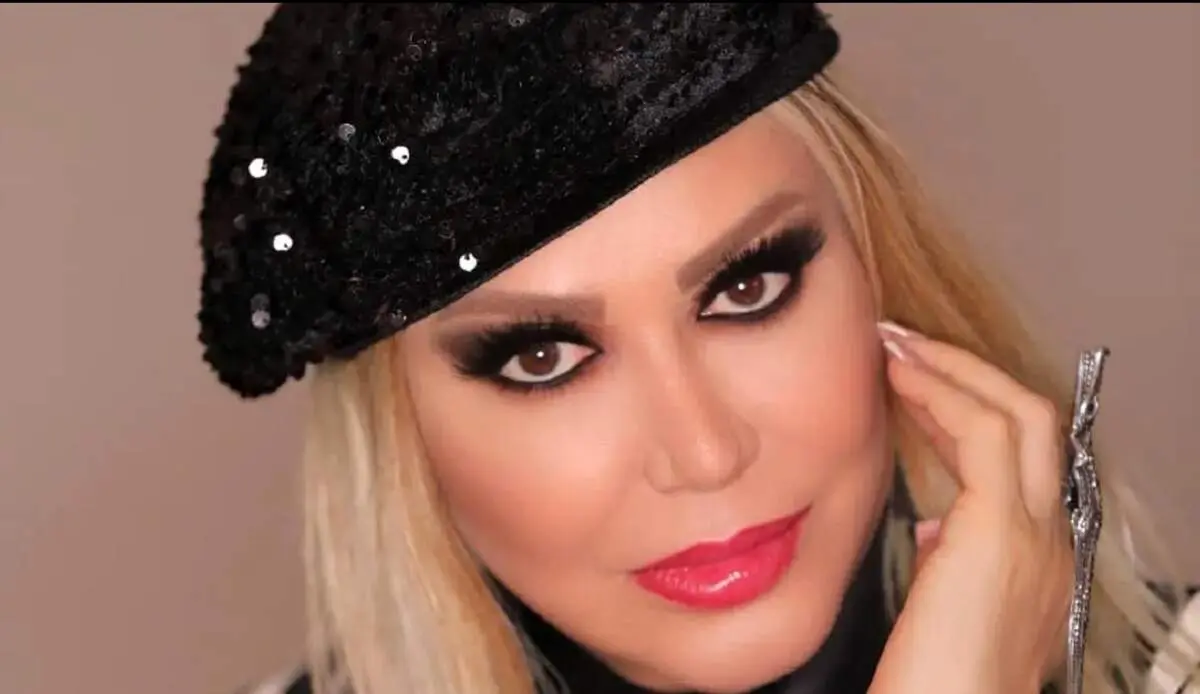  «شهره صولتی» در 19 سالگی و در تهران؛ سال 1356