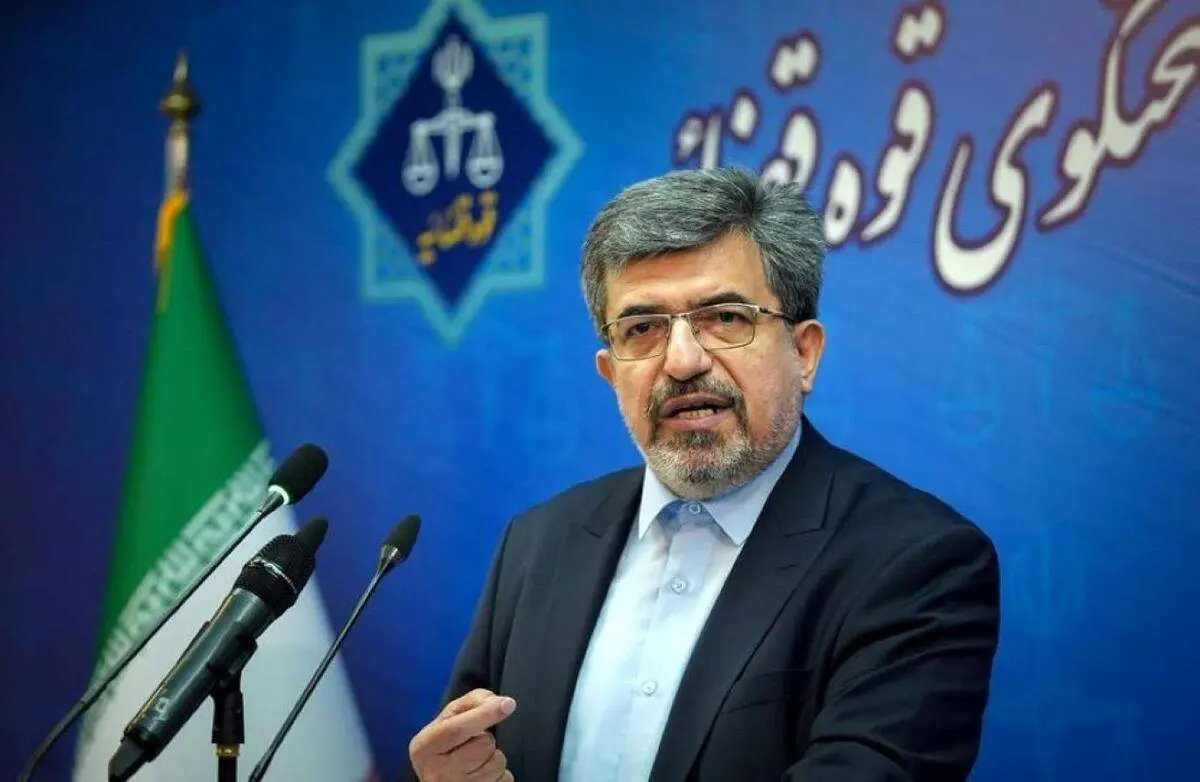 لو رفتن سوالات آزمون وکالت باید اثبات شود؛ هادی رضوی بعد از بهبودی به زندان برمی‌گردد
