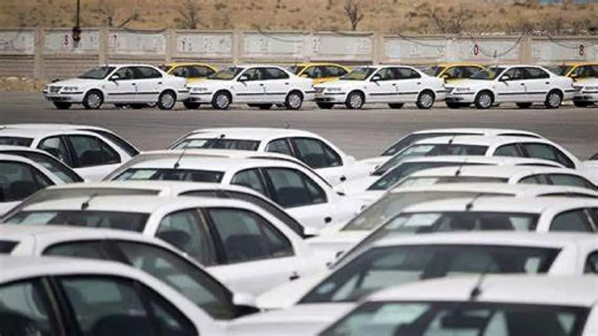 قیمت خودرو در بازار آزاد در ۱۵ مرداد ۱۴۰۱ + جدول