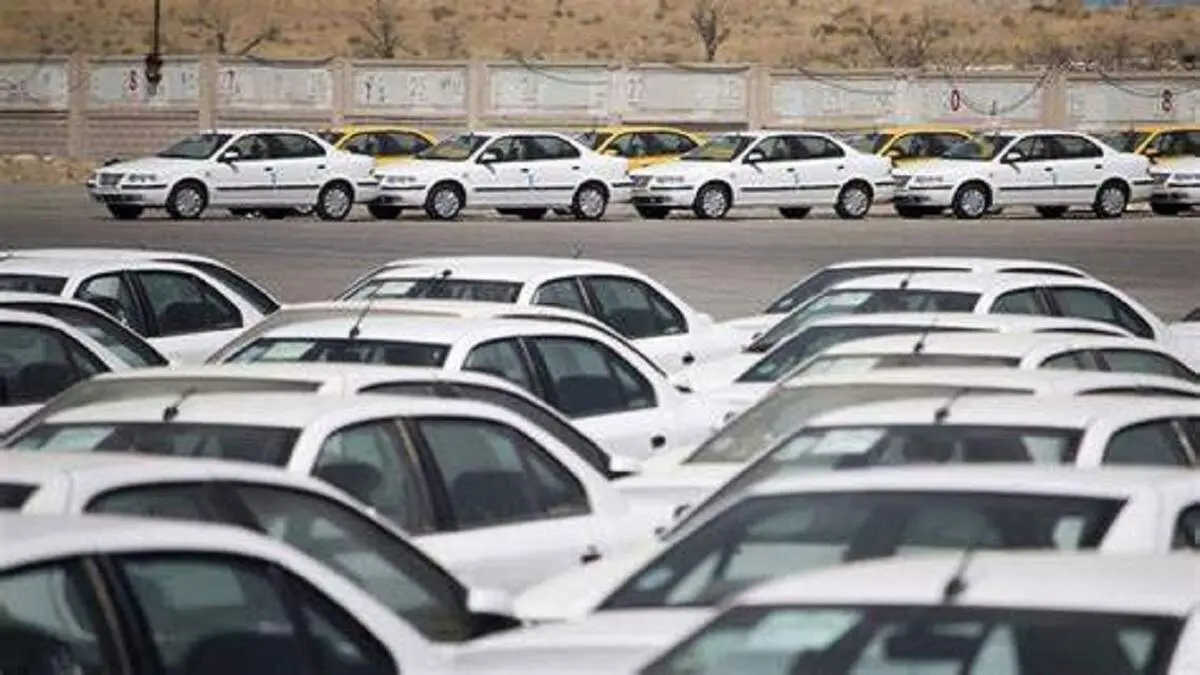 قیمت خودرو در بازار آزاد در ۱۵ مرداد ۱۴۰۱ + جدول