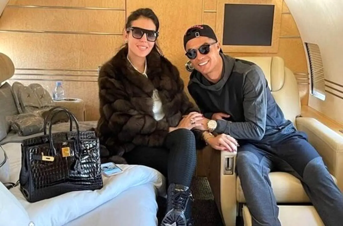 رونمایی جورجینا ار ۴ ماهگی دختر رونالدو+ عکس