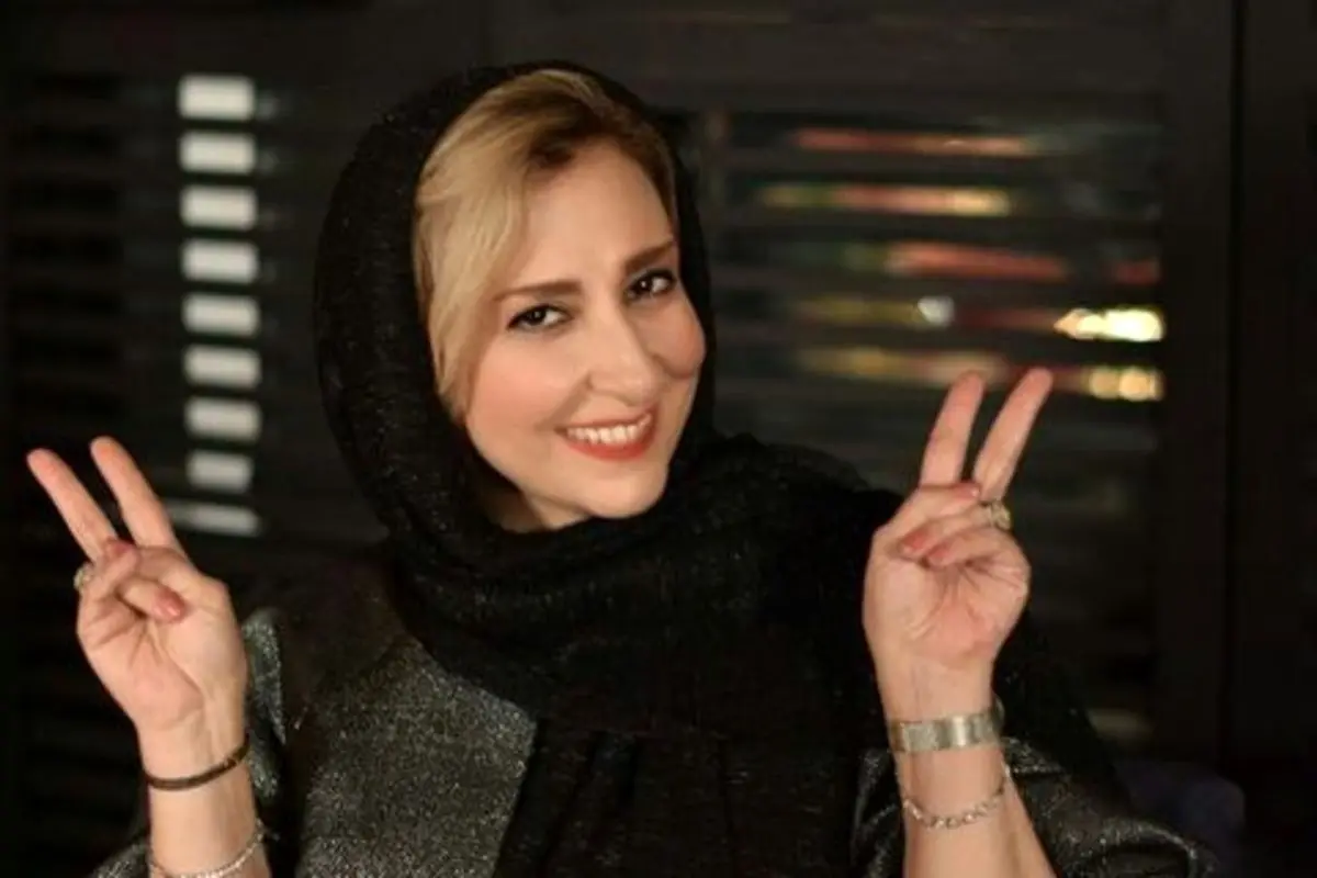 استایل محرمی و باکلاس مرجانه گلچین در خیابان+ عکس