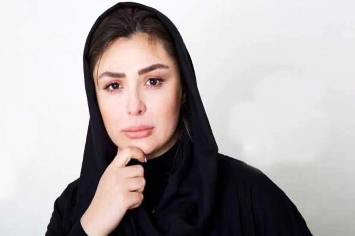 تیپ فوق لاکچری نیوشا ضیغمی هنگام پخش نذری+ فیلم