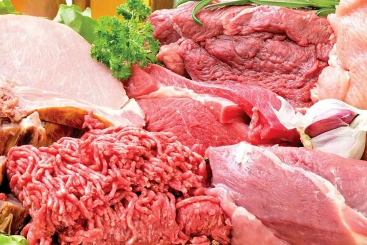 قیمت گوشت قرمز امروز ۲۰ مرداد ۱۴۰۱/ آبگوشتی گوسفندی ۱۱۸,۲۰۰ تومان
