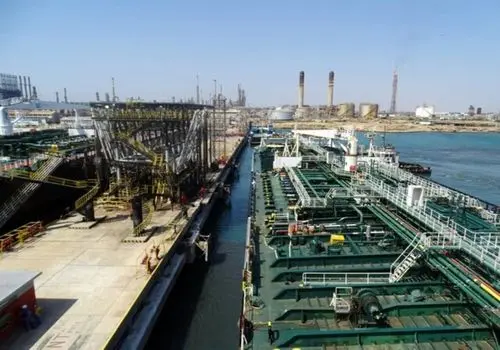 اذعان آمریکا به سرقت روزانه 6 هزار بشکه نفت ایران