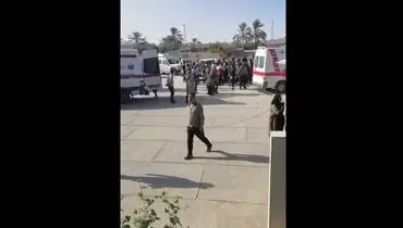 اولین تصاویر از سقوط مینی‌بوس کارگران به دره در بوشهر+فیلم