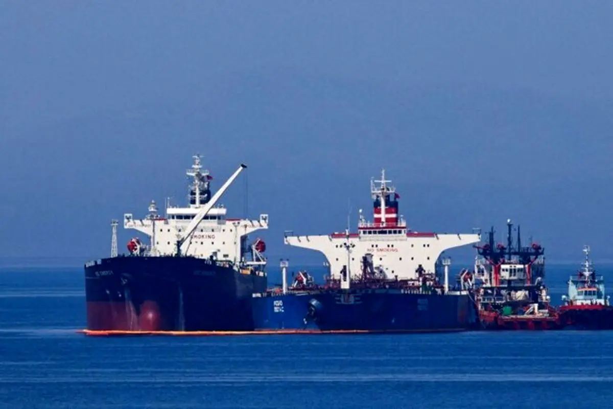 رویترز: نفت‌ ایران بارگیری شد/ "لانا" یونان را ترک می‌کند