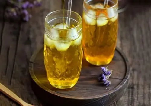 رونمایی از لوکس‌ترین گلاب ایرانی در دبی! +فیلم