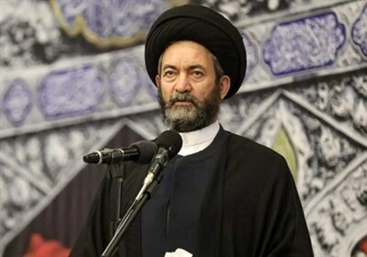 امام جمعه اردبیل: امام جمعه نباید فحش بگوید و عصبانی شود