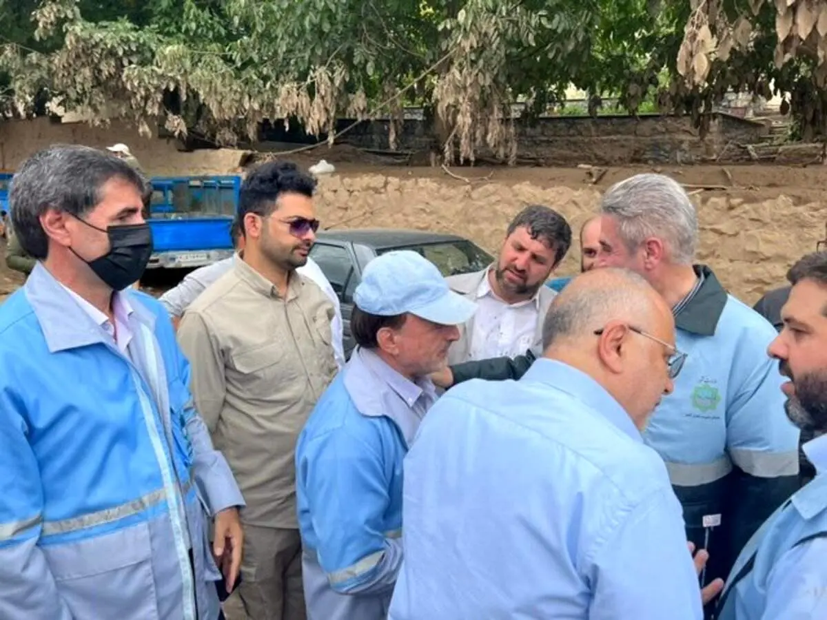 مرگ یک تن در پی سیل رودهن/ آخرین وضعیت مناطق سیل‌ زده در شمال شرق تهران