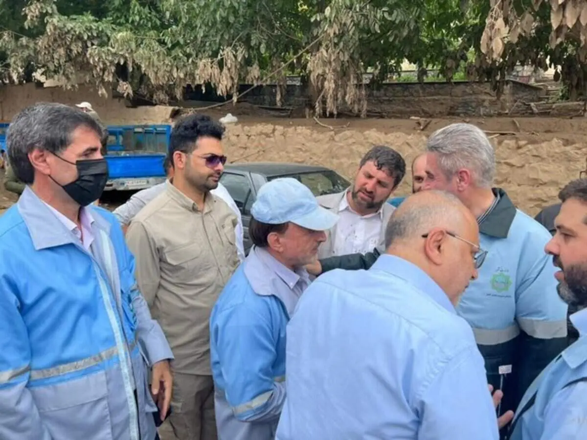 مرگ یک تن در پی سیل رودهن/ آخرین وضعیت مناطق سیل‌ زده در شمال شرق تهران