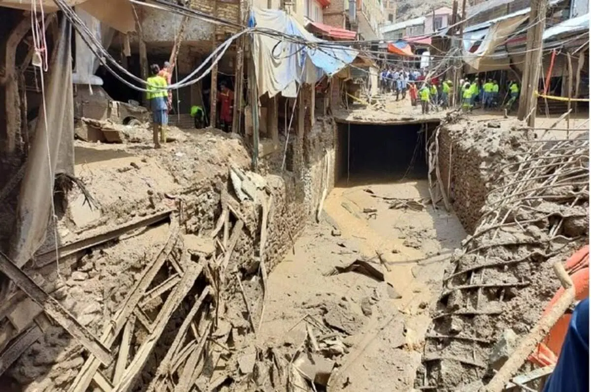 خارج کردن یک جسد دیگر از سیلاب امامزاده داوود