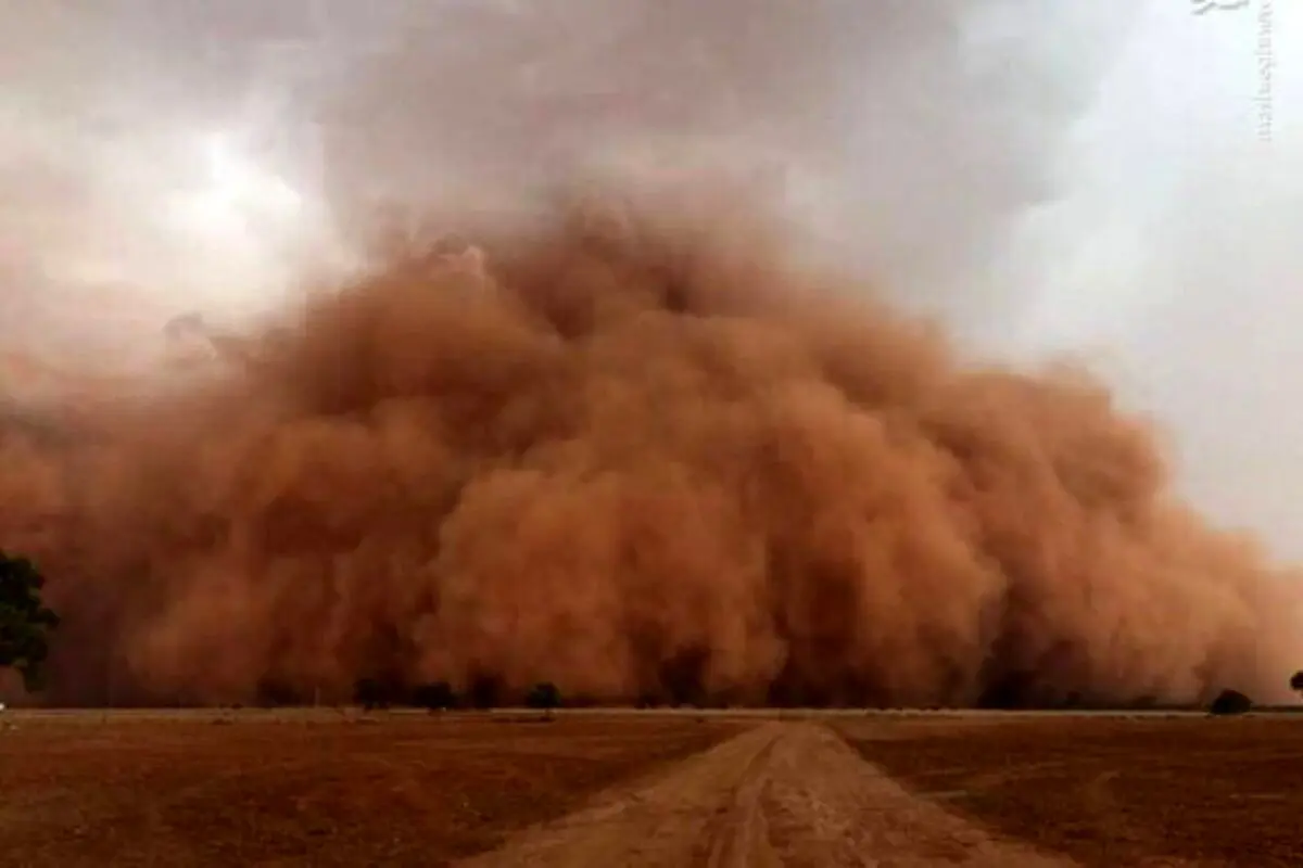 ویدئویی وحشتناک از شروع طوفان شن در کرمان!+ فیلم