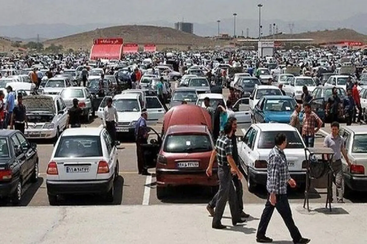 وزارت صمت: بیش از ۵۰ درصد خانوار‌های ایرانی فاقد خودرو هستند