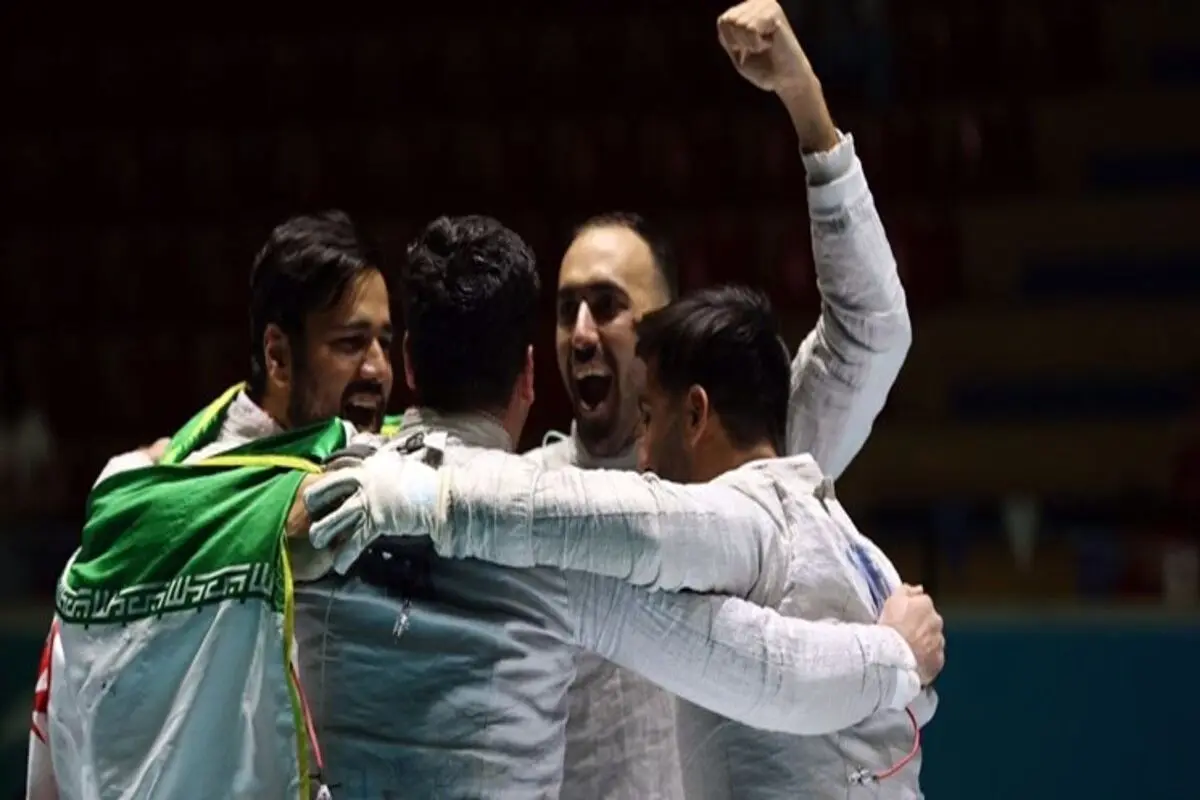 پیروزی مقتدرانه شمشیربازان ایرانی مقابل ترکیه/ سابریست‌ ها طلایی شدند