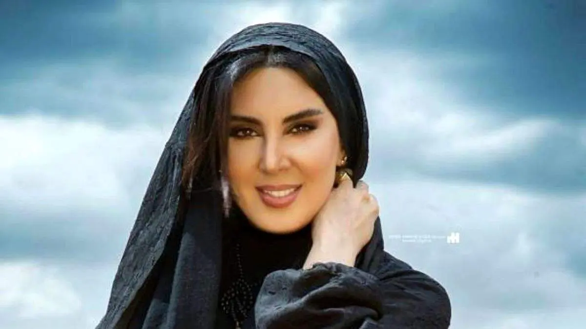 استایل لاکچری لیلا بلوکات در یک کافه خاص+ عکس