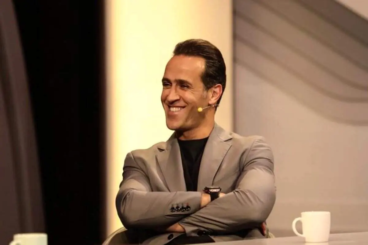 واکنش کریم باقری به هجمه ها علیه علی کریمی + فیلم