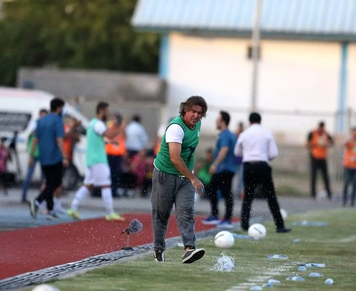 هلال‌احمر: از سرمربی استقلال شکایت می‌ کنیم