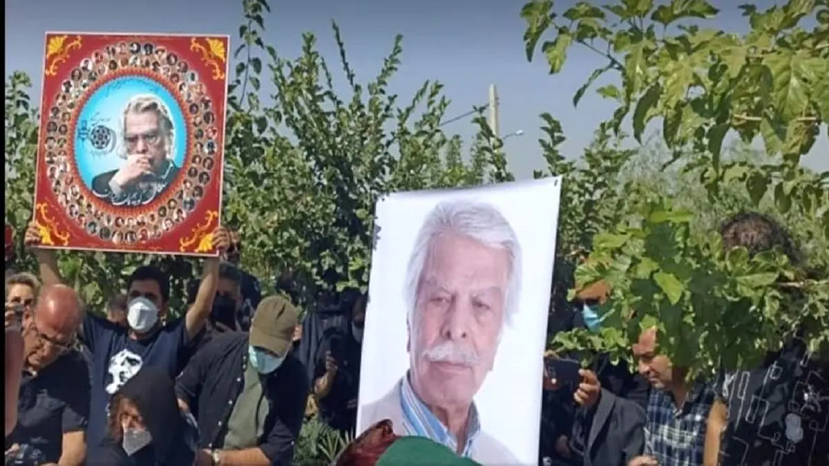 تصاویر تشییع پیکر منوچهر اسماعیلی