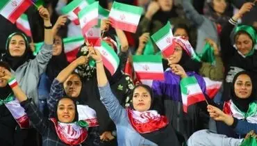 عجیب اما واقعی؛ بلیت ۲ میلیونی برای خانم‌های استقلالی! + عکس