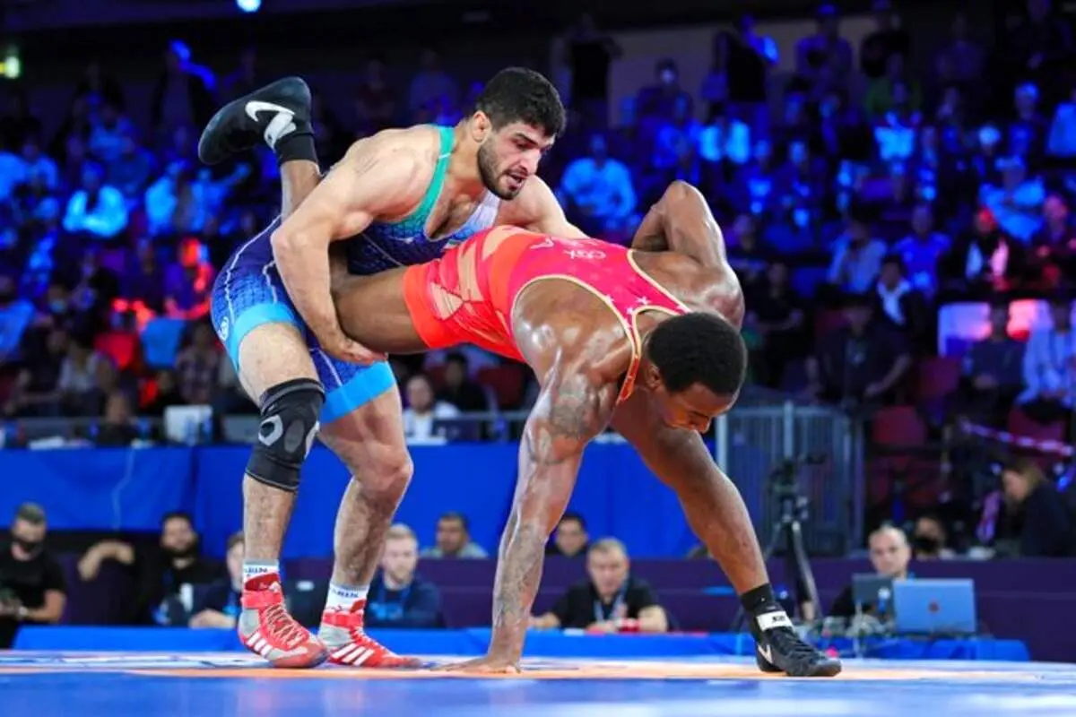 اتحادیه جهانی کشتی: جدال نفس‌گیر ایران و آمریکا برای قهرمانی جهان