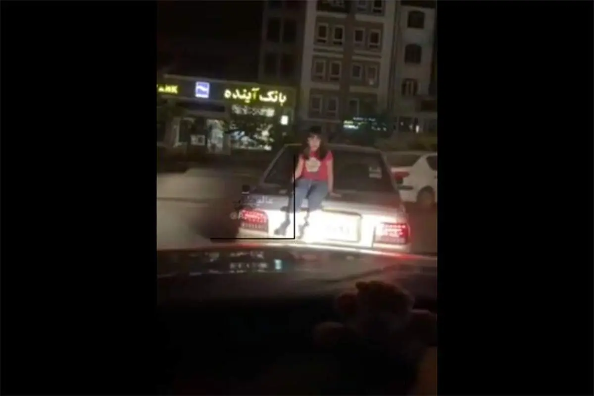 نشاندن دختر روی صندوق عقب؛ حرکت دور از عقل یک پدر و پاسخ جنجالی! + فیلم