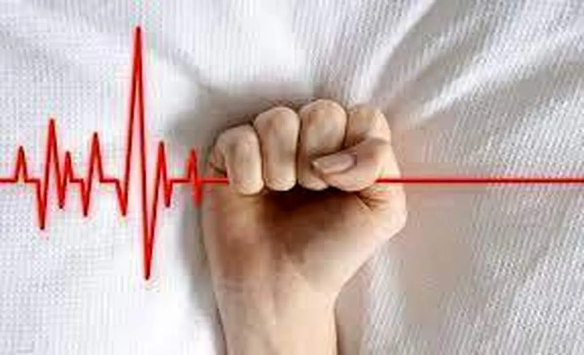 ویدئویی از خودکشی ناکام روی پل پیروزی!