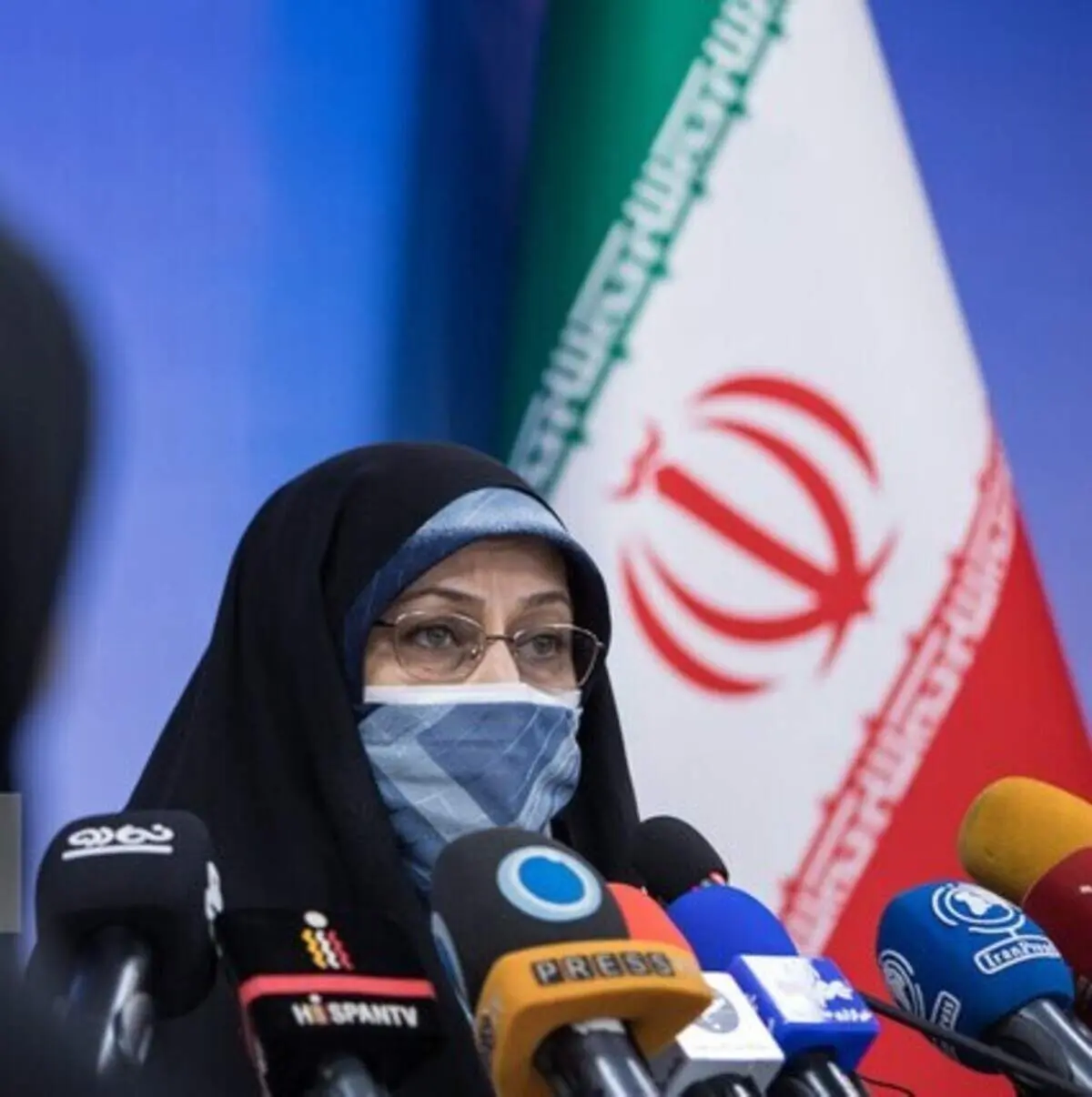 معاون رئیس جمهور: حضور زنان در ورزشگاه تصمیم وزارت ورزش بود/ «گشت ارشاد» نداریم