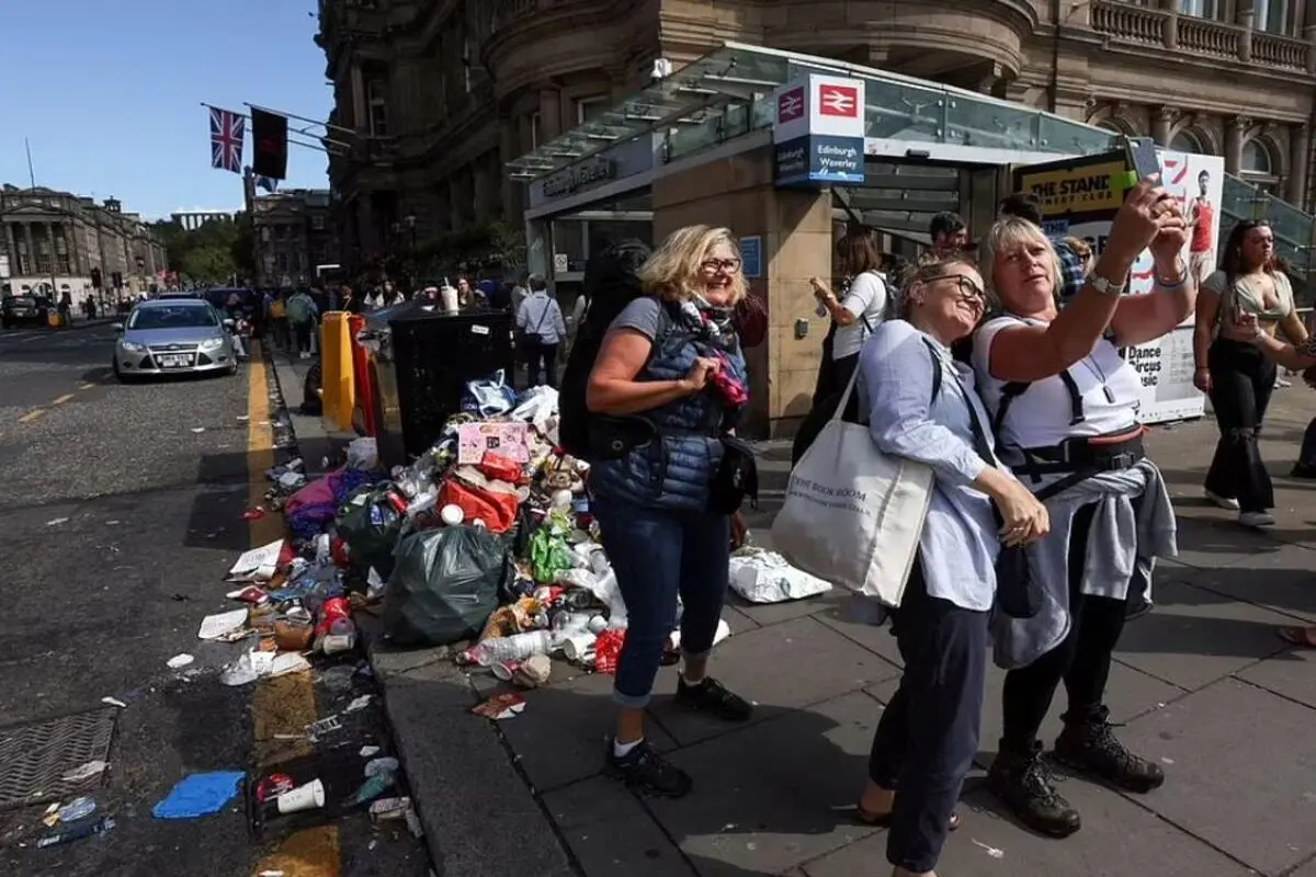 اعتصاب رفتگران و شهر زباله در اسکاتلند