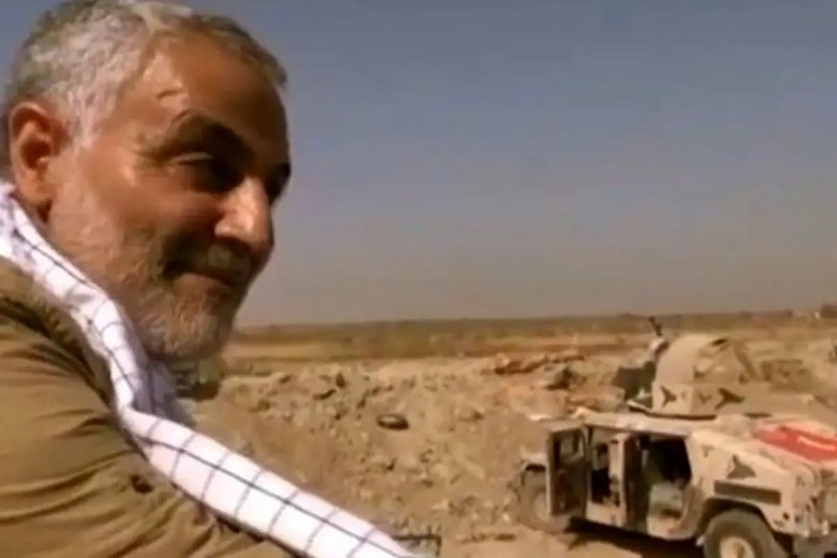 صحنه‌ ای پر استرس از مبارزه هولناک سربازان سردار شهید سلیمانی با داعش در سوریه + فیلم