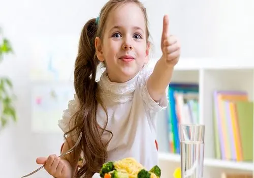 در روزهای جنگ چطور مراقب سلامت روان کودک‌مان باشیم؟ 