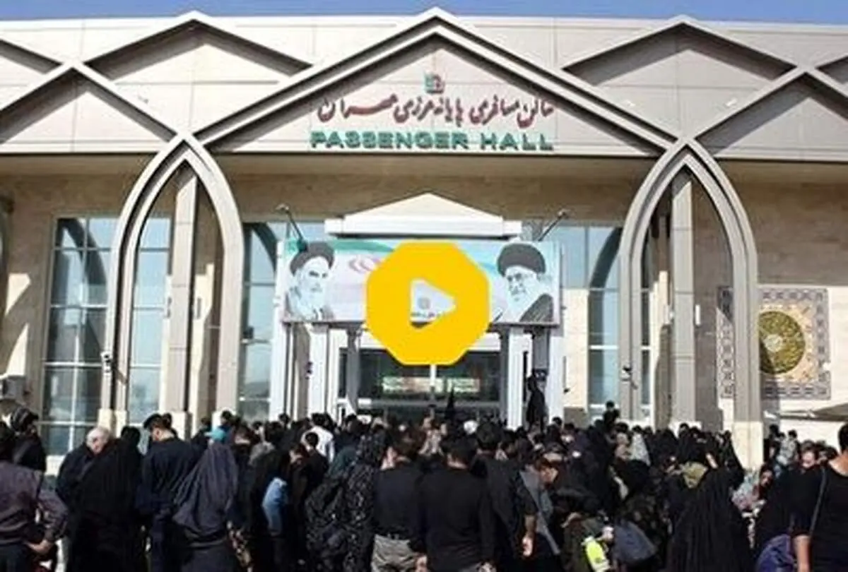 وضعیت نامناسب زائران در مرز مهران پس از بسته شدن مرزها+ فیلم