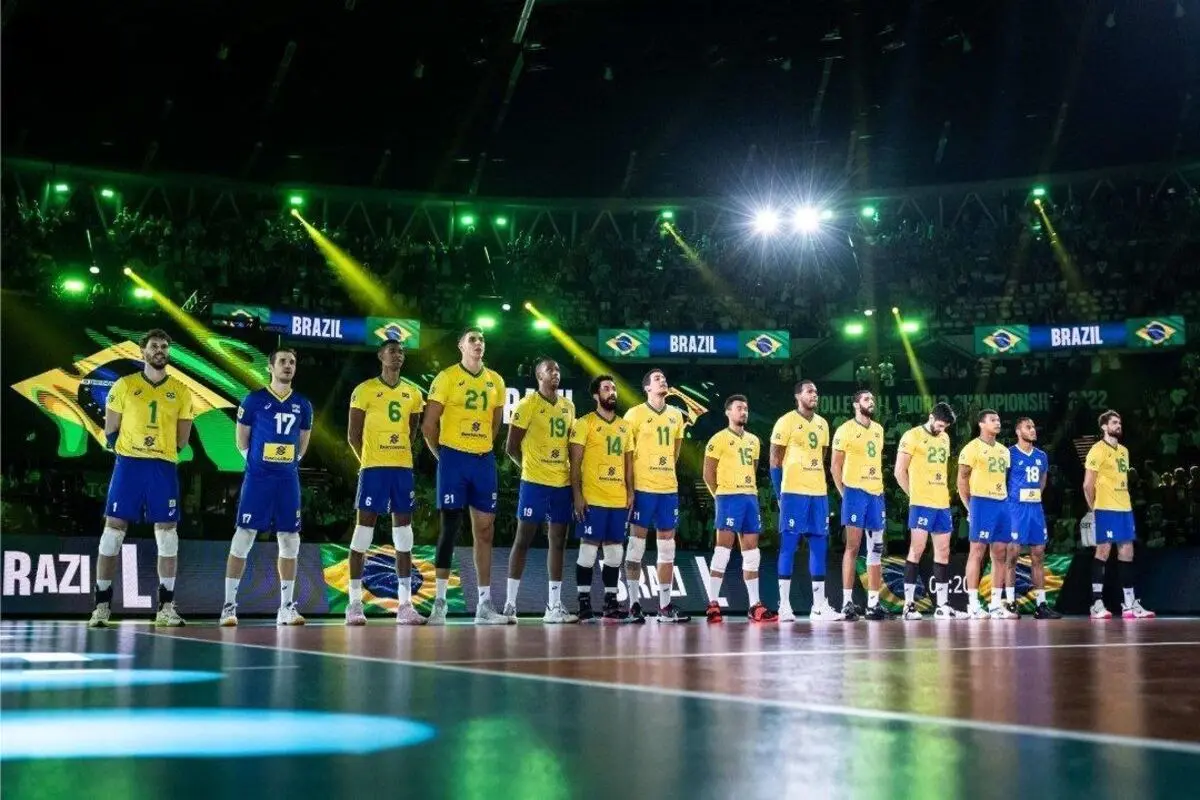 مدال برنز بر گردن بلندقامتان والیبال برزیل