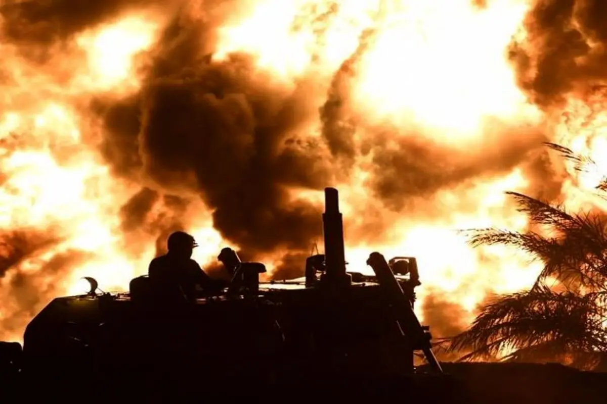 آتش‌ سوزی عمدی در میدان نفتی شادگان + فیلم