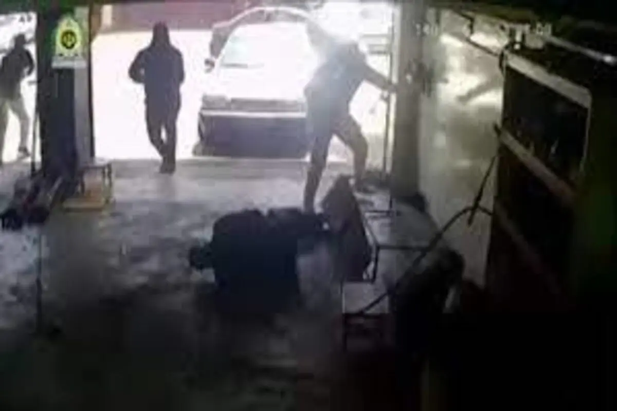 دستگیری و بازسازی صحنه عاملان درگیری مسلحانه مرگبار در گوهردشت کرج+فیلم