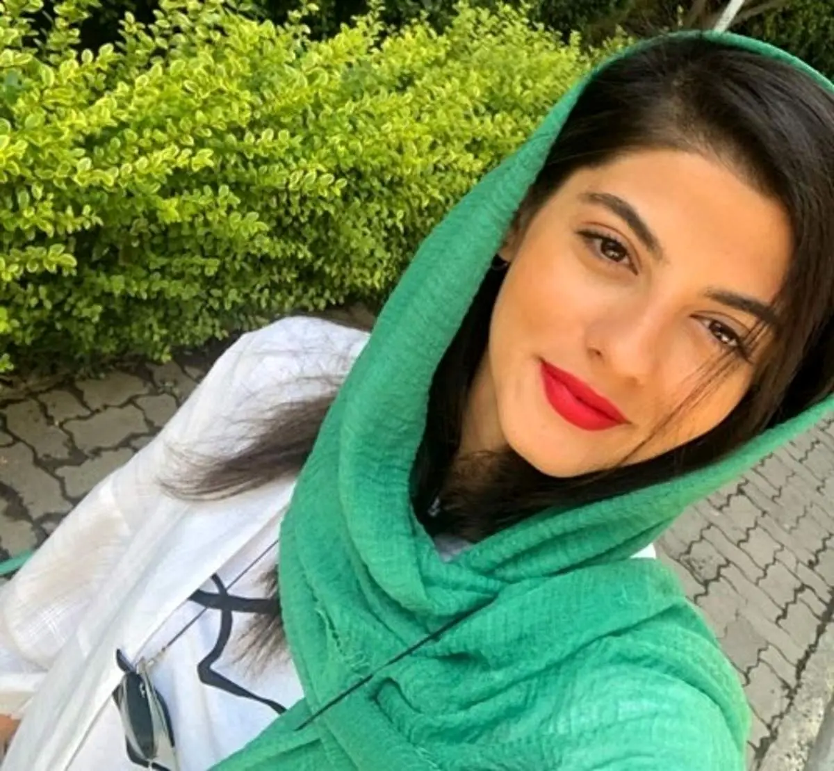 مهسا طهماسبی دست در دست همسرش+ عکس