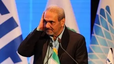 واکنش خیابانی به بی نظمی های مراسم رونمایی از کاپ جام جهانی/ خاک عالم بر سر من!+ فیلم