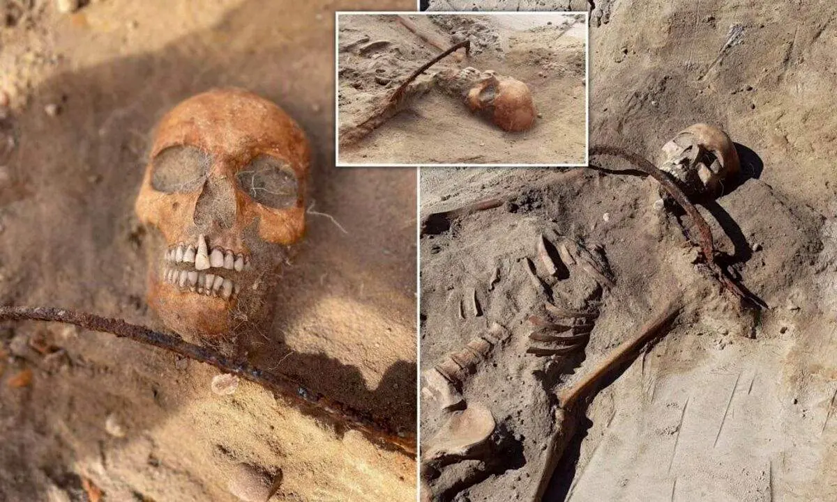 اسکلت یک زن خون آشام با داسی به دور گلو برای جلوگیری از زنده شدن در لهستان پیدا شد + تصاویر