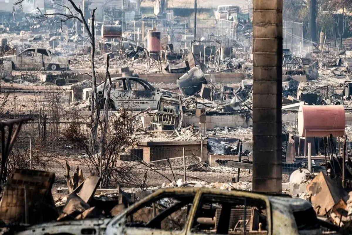 تخریب یکصد خانه در پی آتش سوزی در کالیفرنیای آمریکا