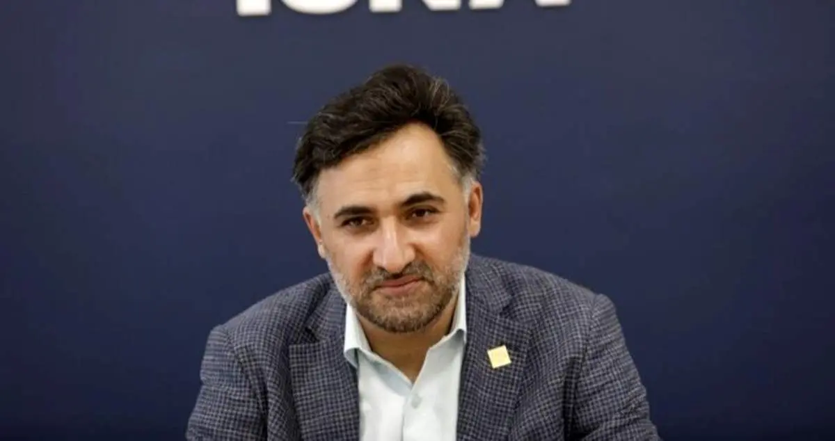 سورنا ستاری رفت / دهقانی فیروز آبادی، رئیس جهاد دانشگاهی، سرپرست معاونت علمی ریاست‌جمهوری شد