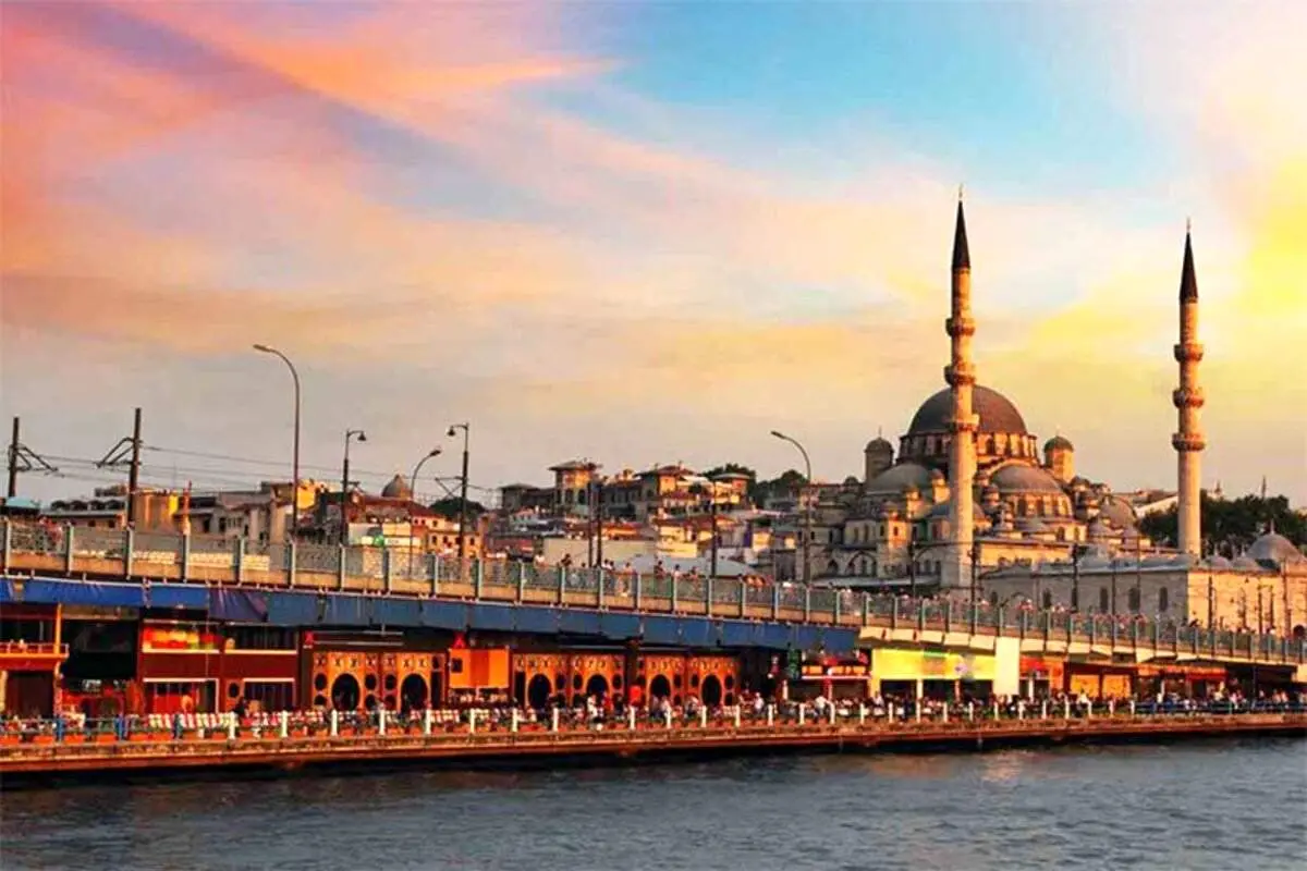 چرا بازار سفر به ترکیه داغ است؟