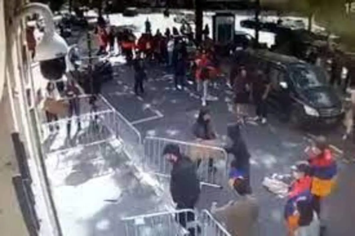 اولین تصاویر از حمله به سفارت جمهوری آذربایجان در پاریس+فیلم