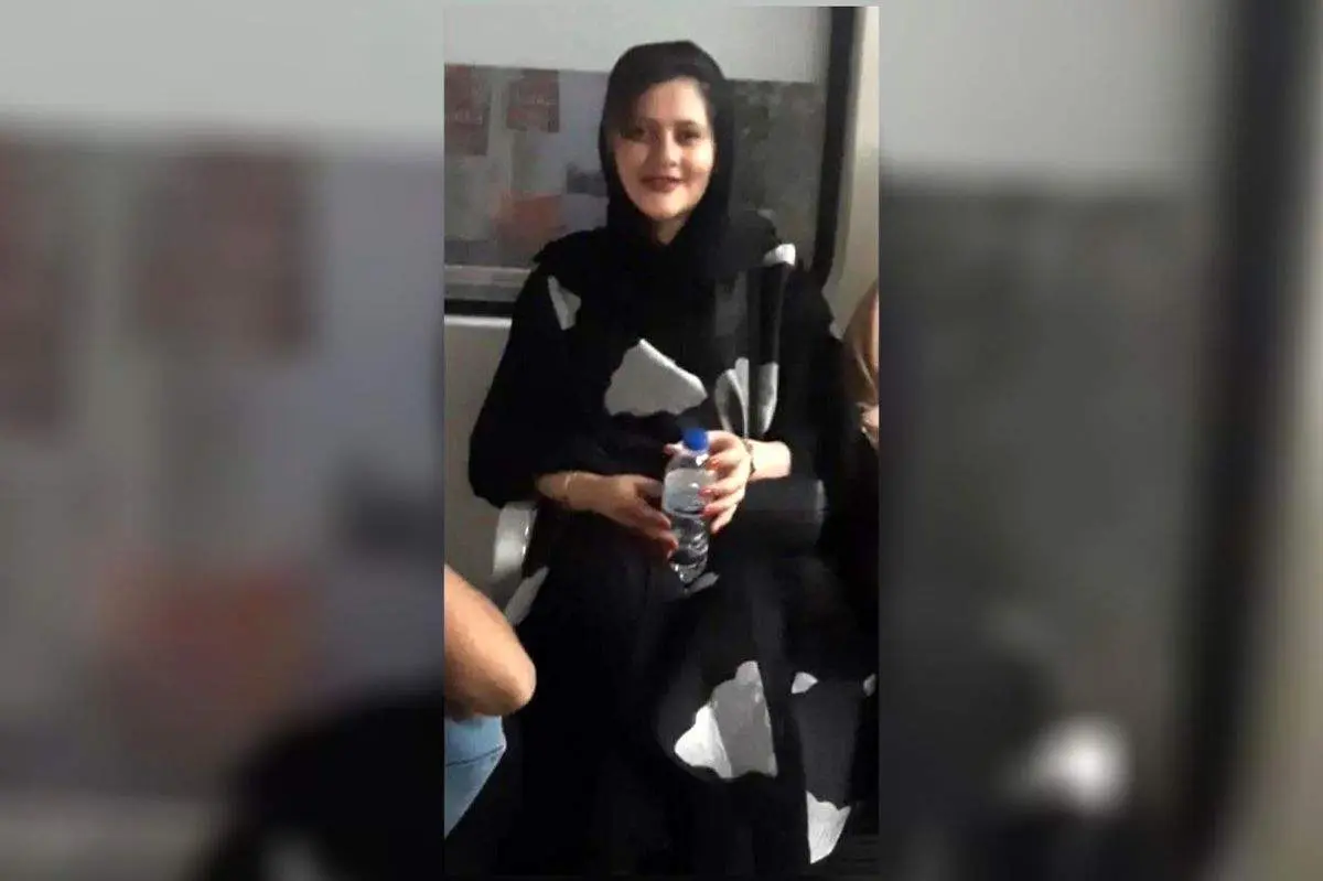 انتقاد تلویحی کارشناس تلویزیون از نحوه مواجهه مسئولان با ماجرای فوت مهسا امینی + فیلم