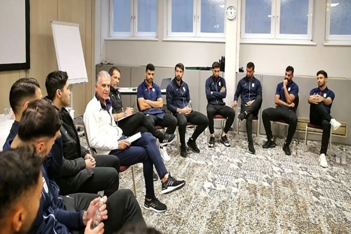 اولین جلسه فنی کی‌ روش با بازیکنان تیم ملی فوتبال+ عکس