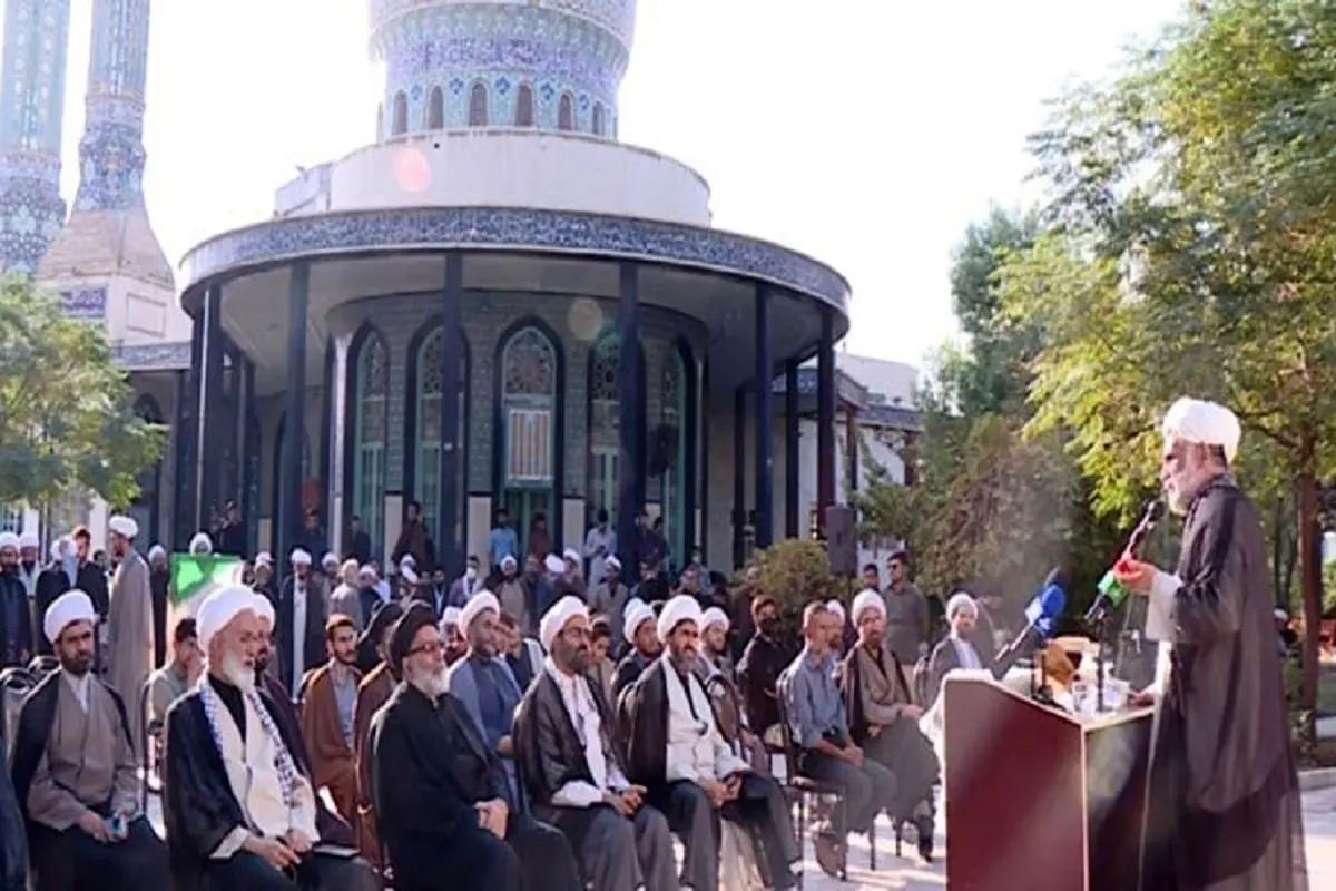 تجمع طلاب تهران در حمایت از گشت ارشاد : حدود حجاب شرعی ابهامی ندارد  + عکس