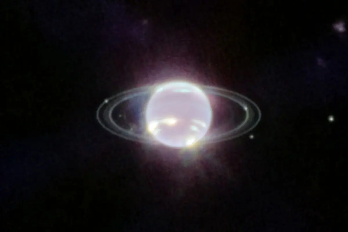 تصویر خارق‌العاده تلسکوپ جیمز وب از سیاره زحل