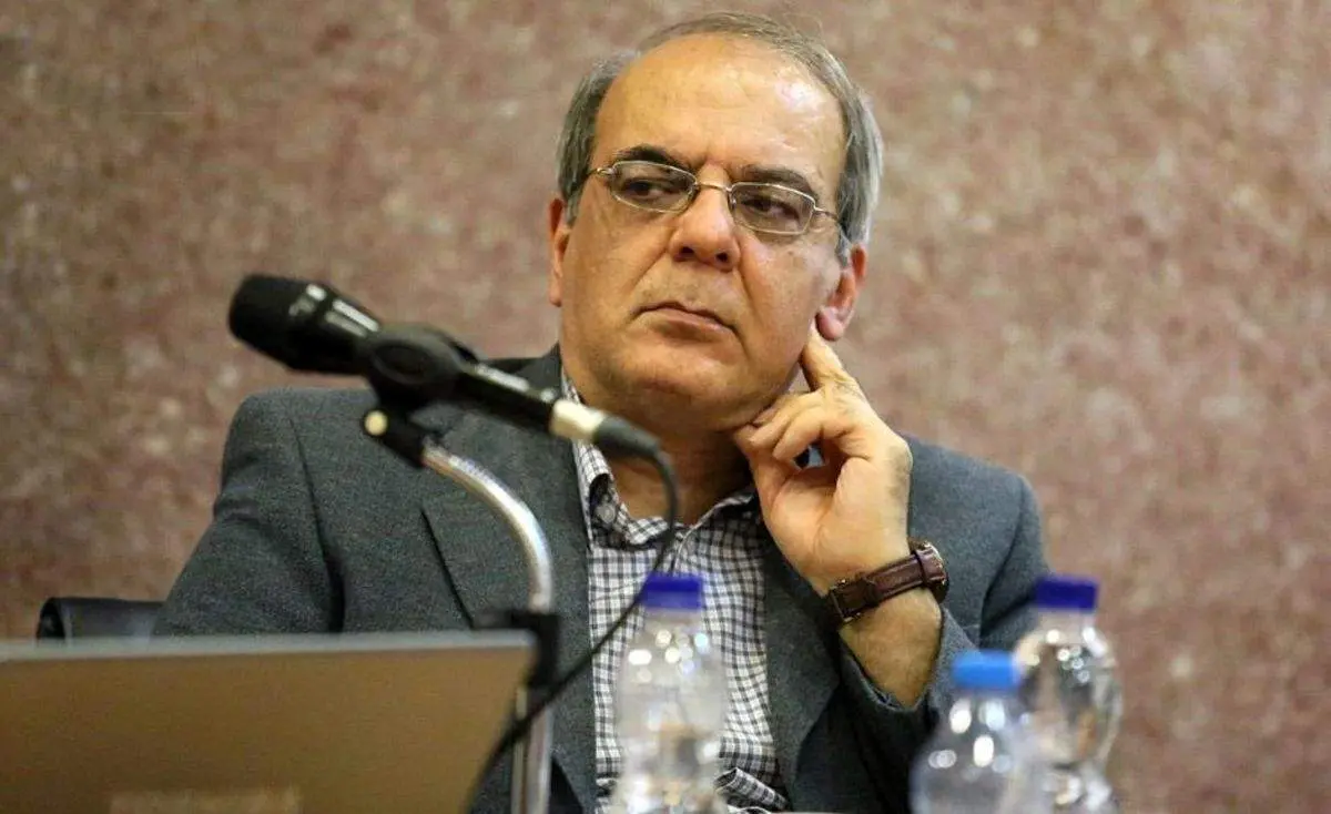 تحلیل عباس عبدی از راهپیمایی های اخیر + عکس