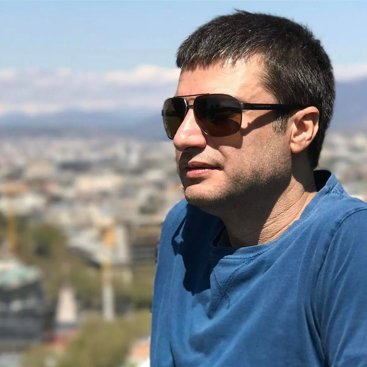 بیوگرافی شهرام حقیق دوست؛ بازیگر چشم روشن و خوش تیپ ایرانی!+ عکس